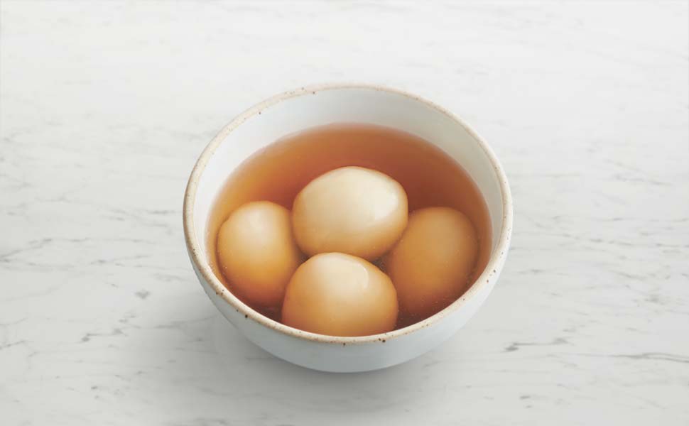 Black Sesame Dumplings in Ginger Tea