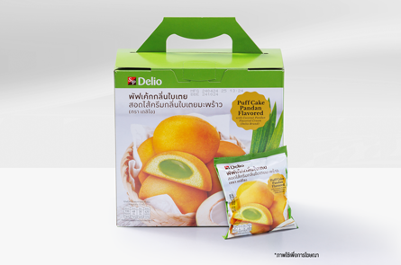 Puff Cake Pandan Flavoured With Coconut Pandan Flavoured Cream