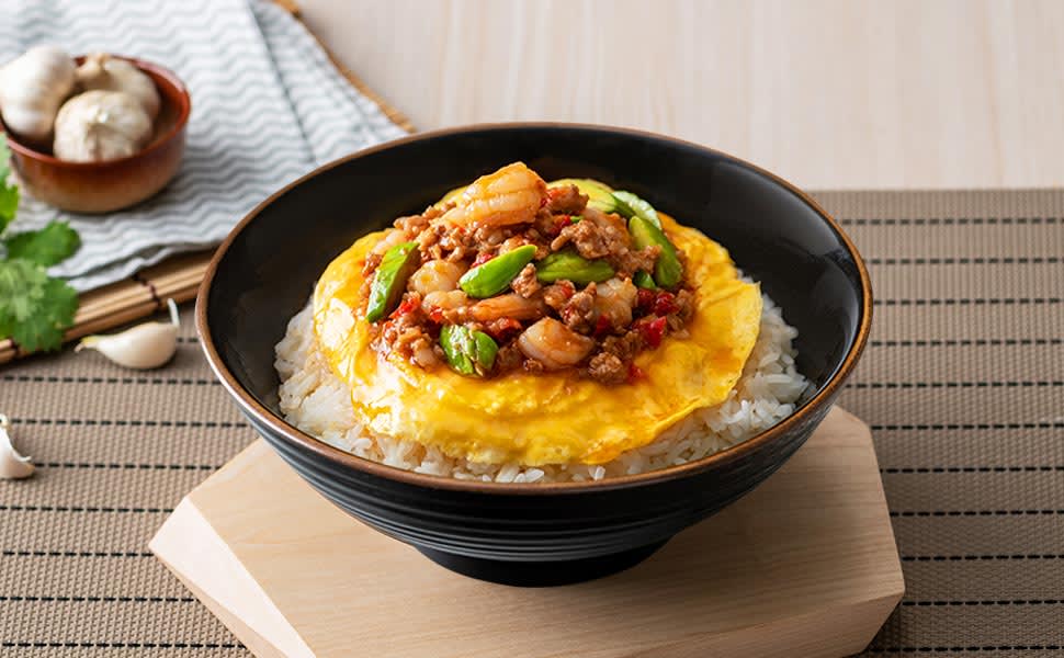 Soft Omelet on Rice w/ Stir - Fried Thai Flat Beans w/ Minced Pork & Prawn
