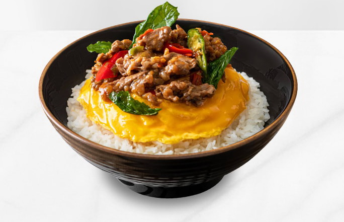 Soft Omelet on Rice with Spicy New Zealand Beef Basil