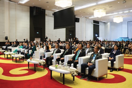 งานพิธีมอบโล่องค์ส่งเสริมลด-เลิกการใช้พลาสติก (วันสิ่งแวดล้อม)